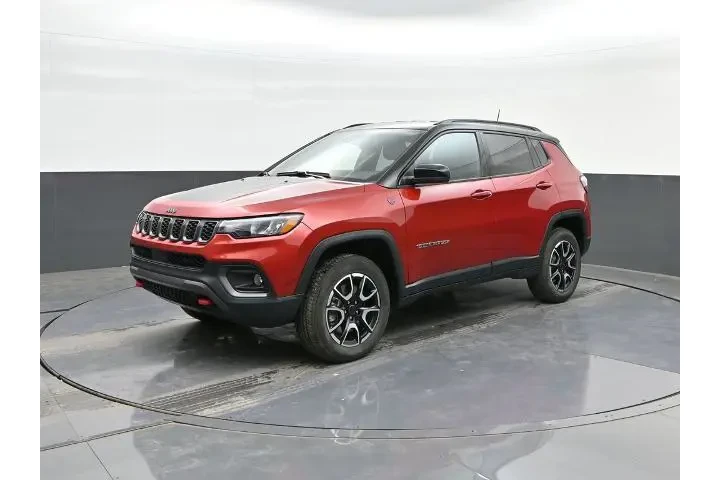 $23992 : Jeep Compass 2025 4x4 Trailh image 1