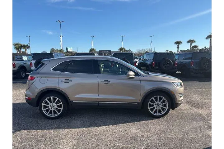 $17010 : Lincoln MKC 2019 Reserve 4dr image 2