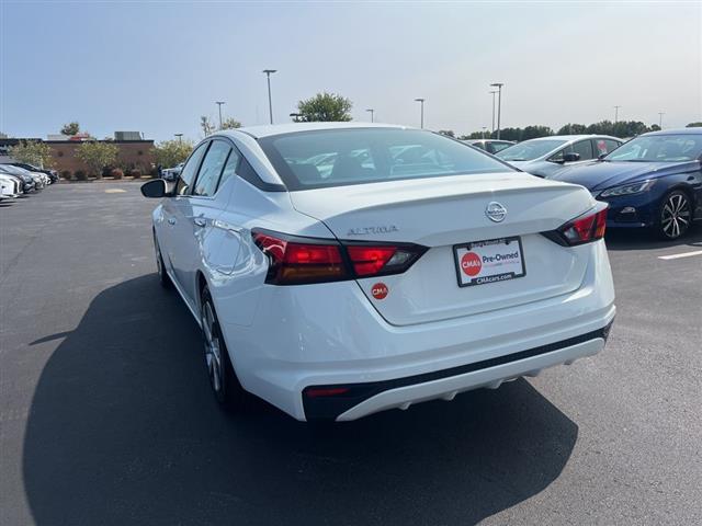 $18991 : PRE-OWNED 2022 NISSAN ALTIMA image 5