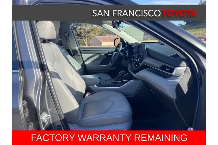 $43999 : 2023 Highlander Hybrid XLE image 7