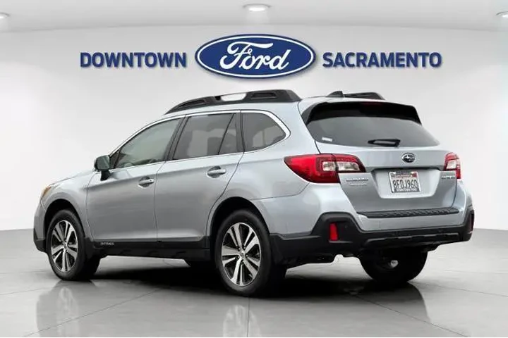 $17500 : Subaru Outback 2018 AWD 2.5i image 8