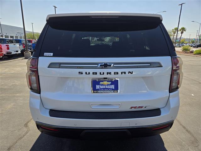 $56809 : Pre-Owned 2022 Suburban RST image 5