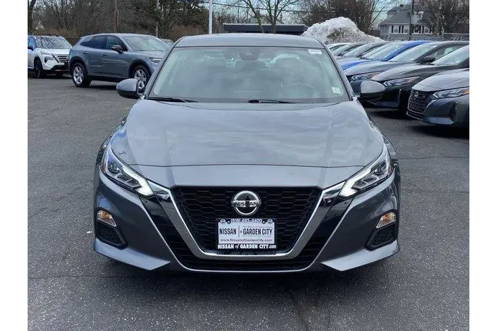 $15487 : Nissan Altima 2021 2.5 SV 4d image 1