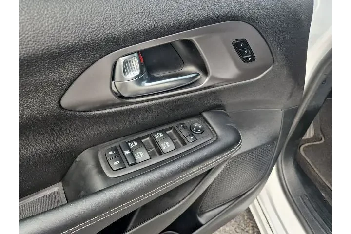 $36986 : Chrysler Pacifica 2026 Selec image 6