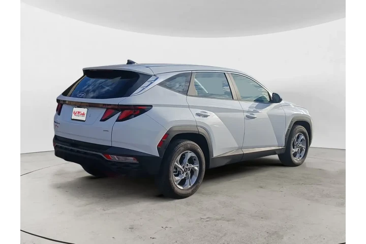 $20967 : Hyundai TUCSON 2023 AWD SE 4 image 5