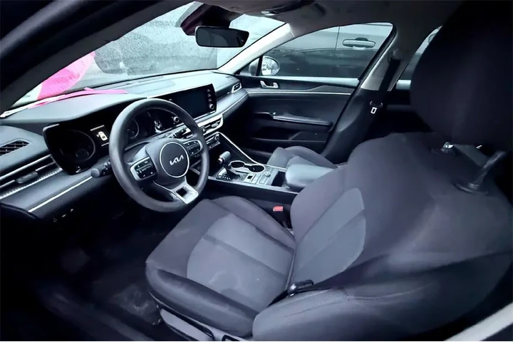 $20988 : Kia K5 2023 LXS 4dr Sedan image 10