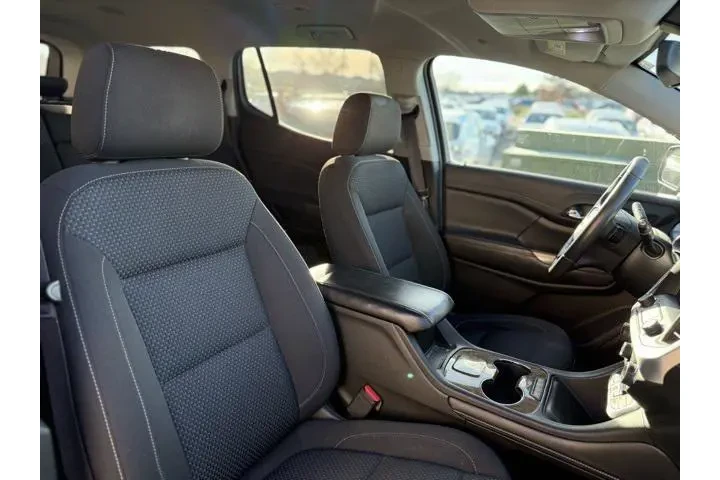 $18555 : GMC Acadia 2021 SLE 4dr SUV image 5