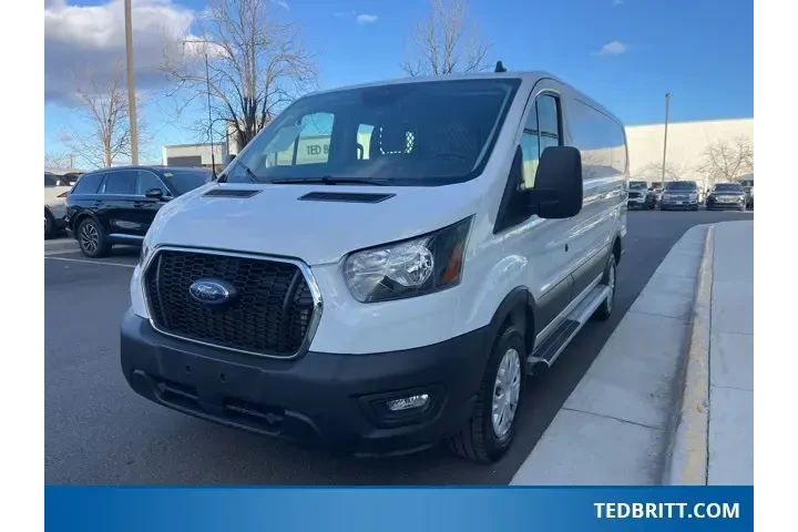 $32000 : Ford Transit 2024 250 3dr SW image 3