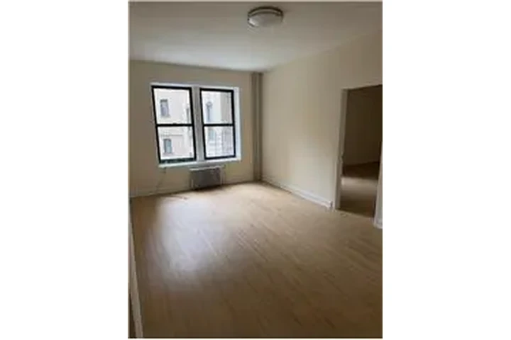 $2395 : Rental property with 1 bedro image 6