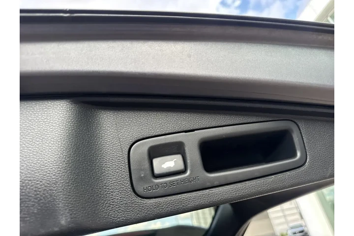 Honda CR-V Hybrid 2022 AWD T image 9