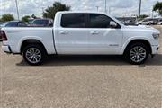 $33988 : 2020 RAM 1500 Laramie thumbnail