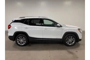 $20964 : GMC Terrain 2024 AWD SLT 4dr thumbnail