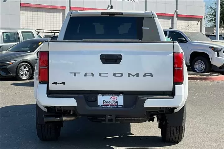 $45944 : New 2024 Tacoma TRD Sport Dou image 5