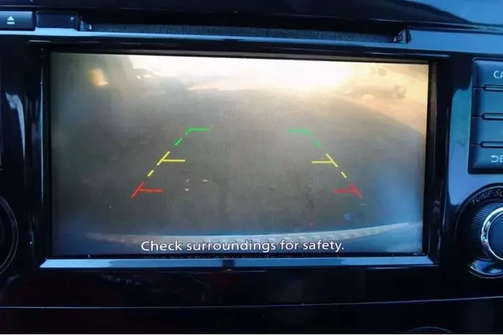 $13599 : 2018 ROGUE image 3