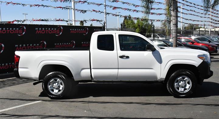 $28988 : Tacoma 2WD SR Pickup 4D 6 ft image 9