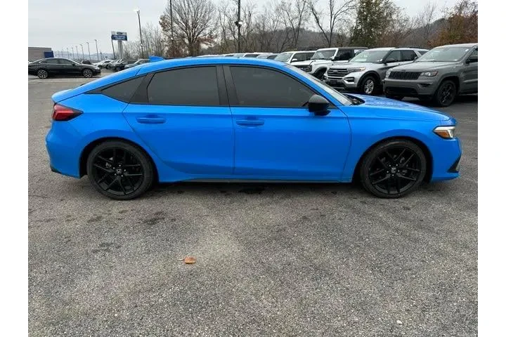 Honda Civic 2024 Sport 4dr H image 7