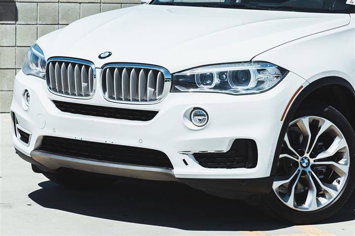 2015 X5 sDrive35i image 2