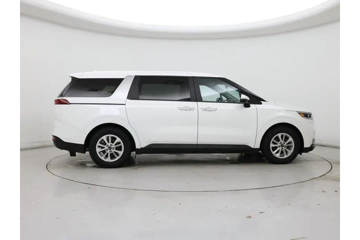 $30998 : Kia Carnival 2022 LX 4dr Min image 7