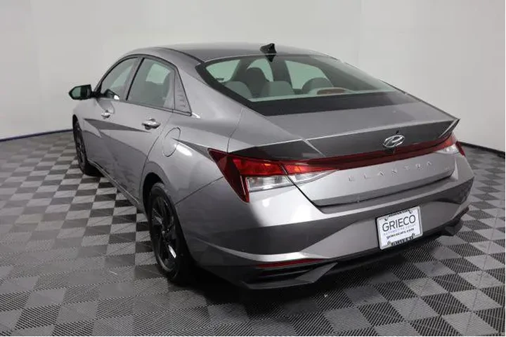 $18649 : Hyundai ELANTRA 2023 SEL 4dr image 6