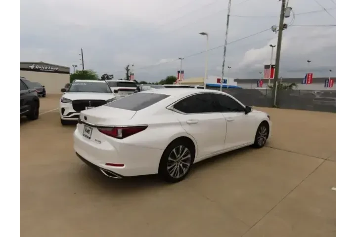 $28911 : Lexus ES 350 2020 4dr Sedan image 9