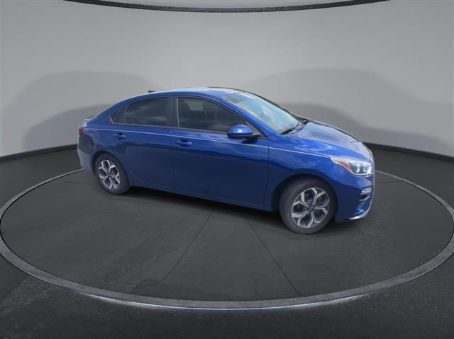 $14600 : PRE-OWNED 2020 KIA FORTE LXS image 2