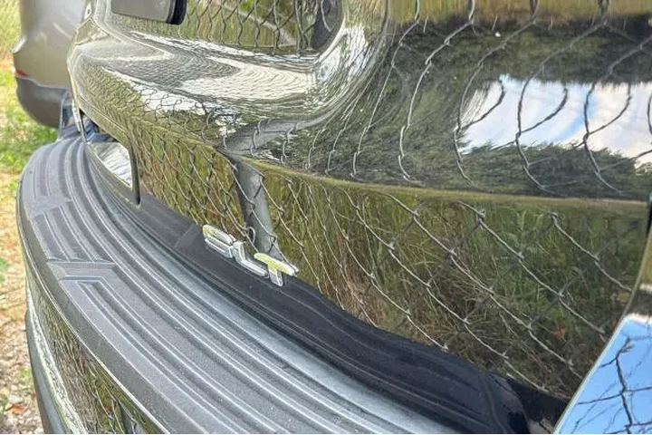 $34911 : GMC Yukon 2021 4x4 SLT 4dr S image 8