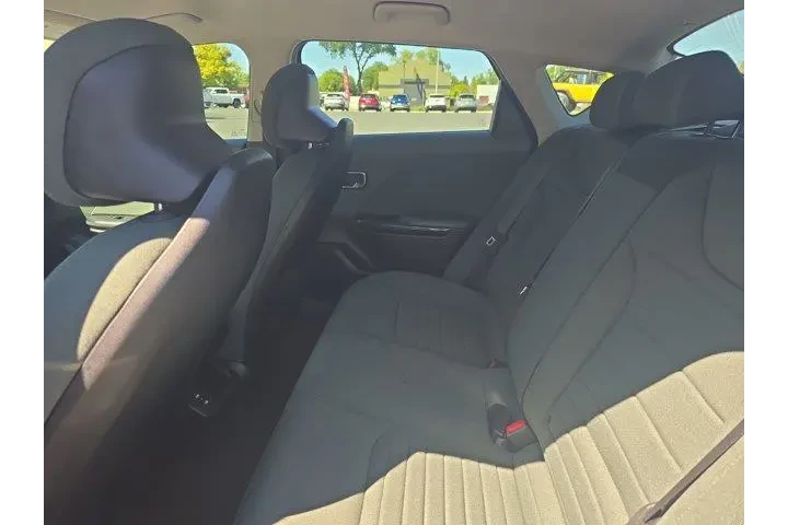 $25995 : Kia K4 2025 EX 4dr Sedan image 8