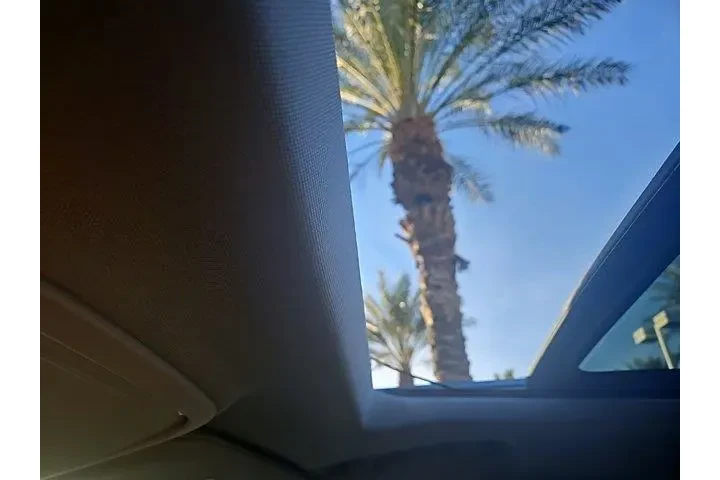 $18369 : Ford Explorer 2021 Limited 4 image 6