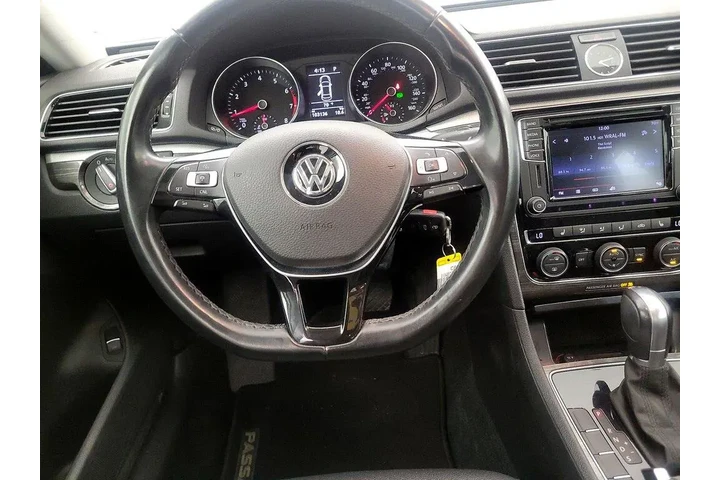 $13599 : Volkswagen Passat 2016 1.8T image 10