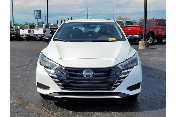 $19532 : Nissan Versa 2025 S 4dr Seda image 9