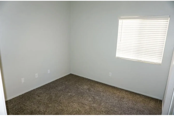 $1200 : 2 Recámaras con Baño Privado image 1