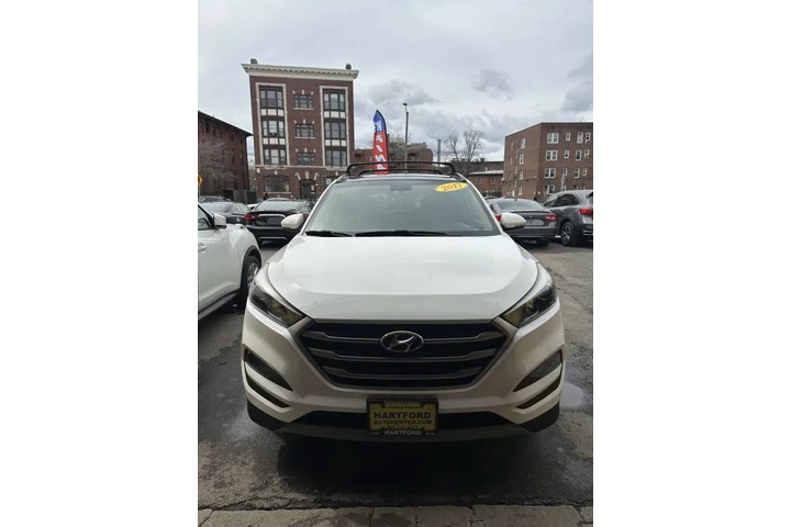 $11999 : 2017 TUCSON Value image 2