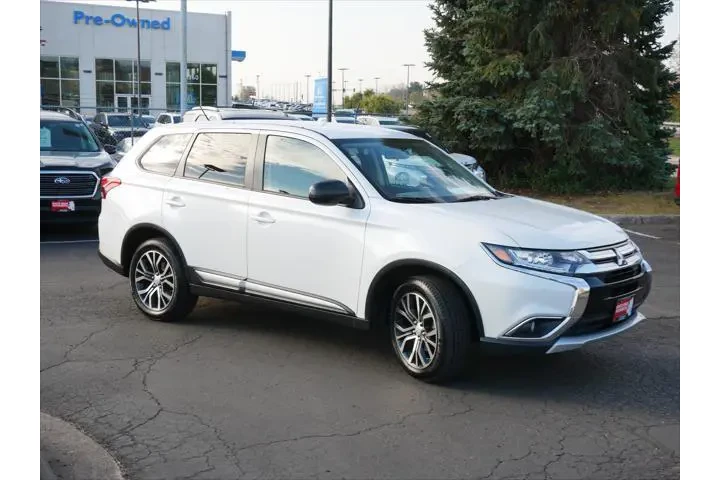 $8499 : Mitsubishi Outlander 2016 ES image 8