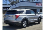 $29553 : Ford Explorer 2022 XLT 4dr S thumbnail