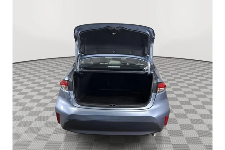 $21781 : Gold Certified 2024 Corolla LE image 5