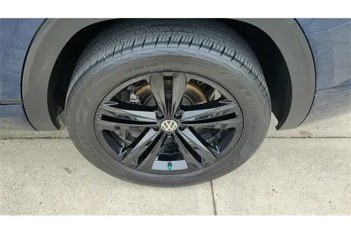$32134 : Volkswagen Atlas 2023 AWD V6 image 9