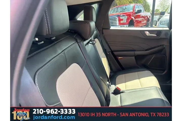 $23119 : Ford Escape 2022 AWD Titaniu image 10