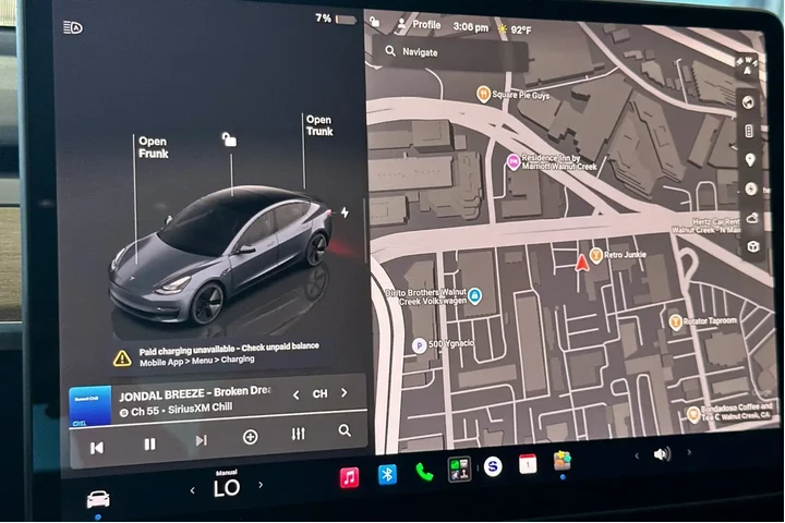 $23300 : Tesla Model 3 2022 4dr Sedan image 10