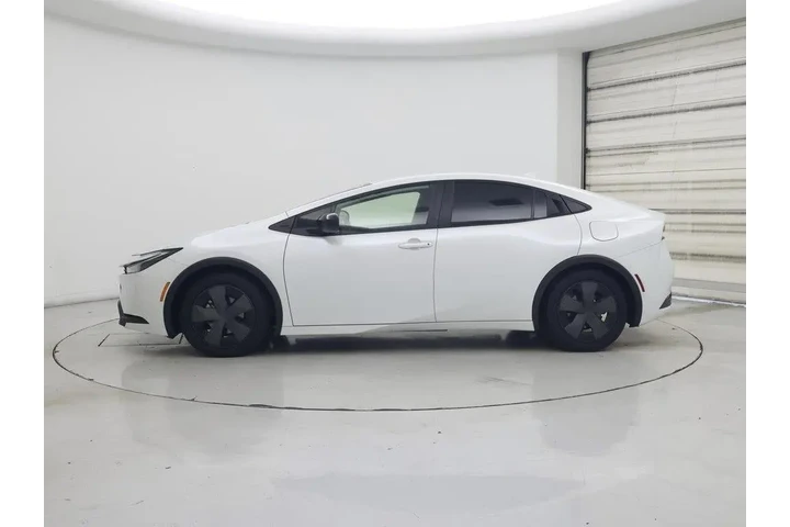 $27998 : Toyota Prius 2024 LE 4dr Hat image 3