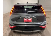 $17695 : Kia Niro EV 2023 Wind 4dr Cr thumbnail