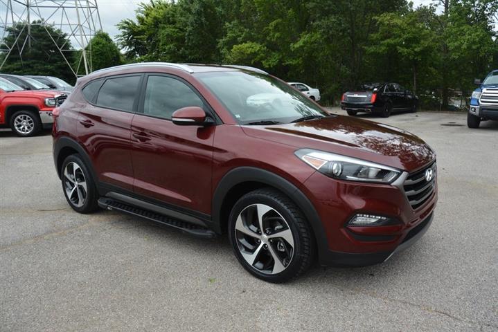 2016 TUCSON Sport image 5