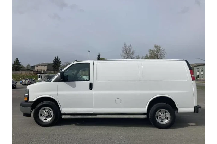 $28999 : 2021 Express 2500 image 8