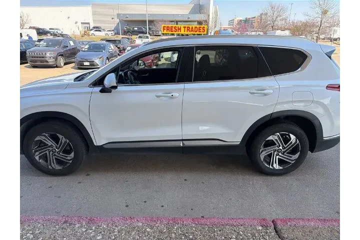 $17692 : Hyundai SANTA FE 2021 SEL 4d image 1