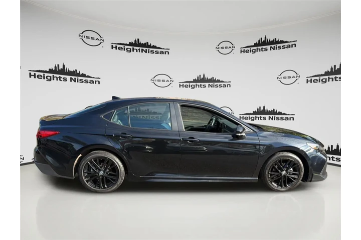 $26990 : Toyota Camry 2025 SE 4dr Sed image 6