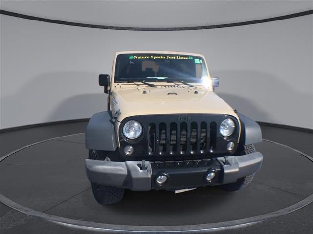 $19500 : PRE-OWNED 2018 JEEP WRANGLER image 3