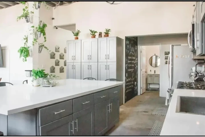 $1050 : Peaceful home image 1