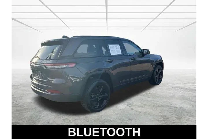$28835 : Jeep Grand Cherokee 2023 4x2 image 5
