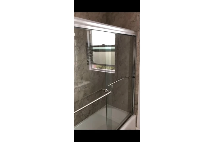 $1550 : PARAMOUNT- APT FOR RENT 1+1 image 4