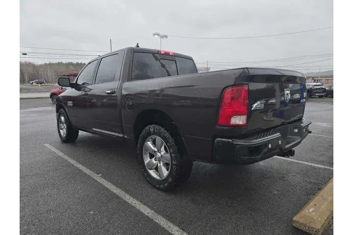 $22500 : Ram 1500 2017 4x4 SLT 4dr Cr image 6