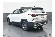 $16711 : Kia Seltos 2023 S 4dr SUV thumbnail